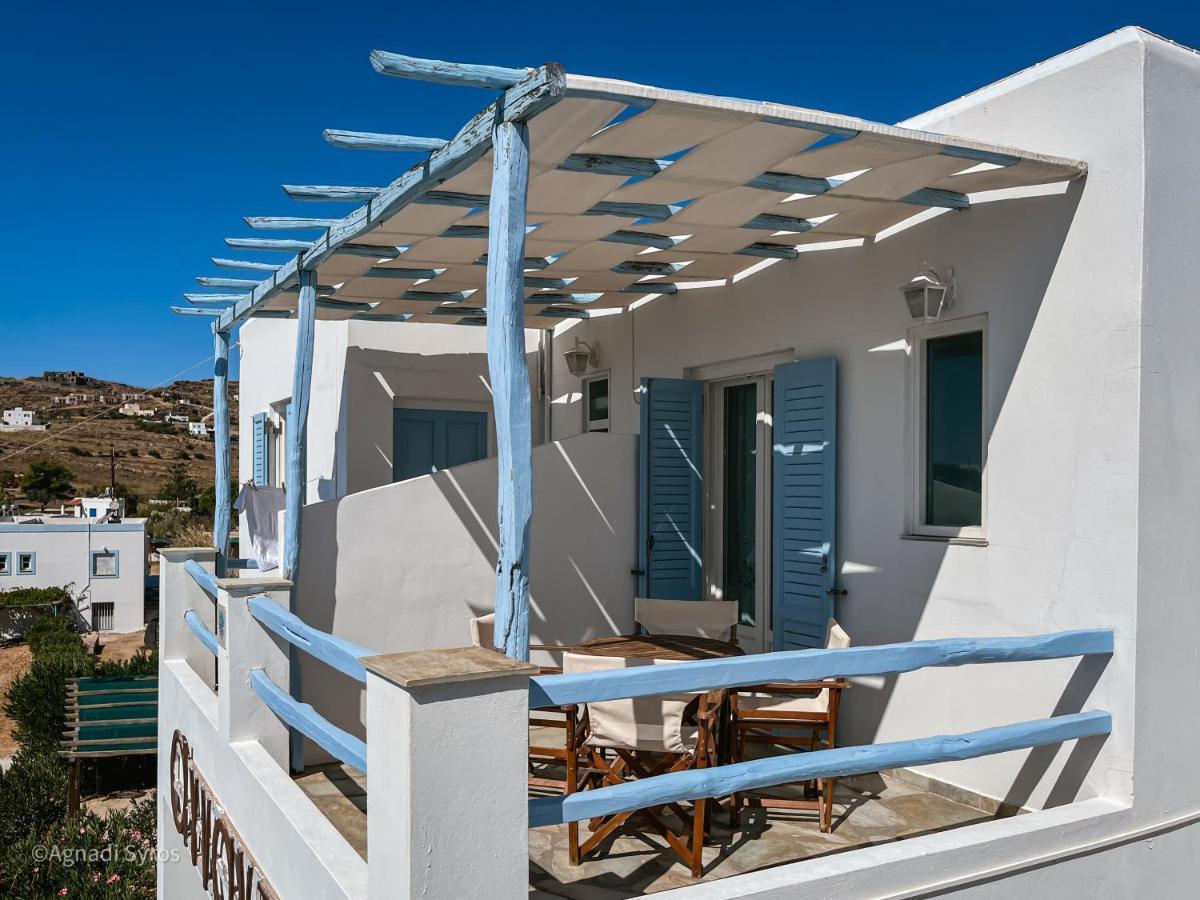 Hotel Agnadi Syros Beachfront & 3*