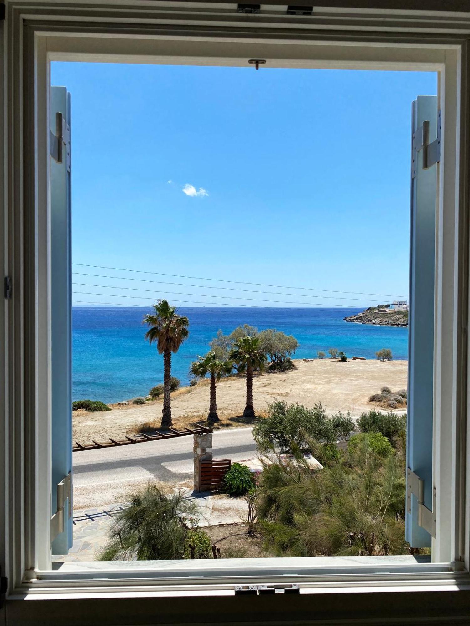 Hotel Agnadi Syros Beachfront &