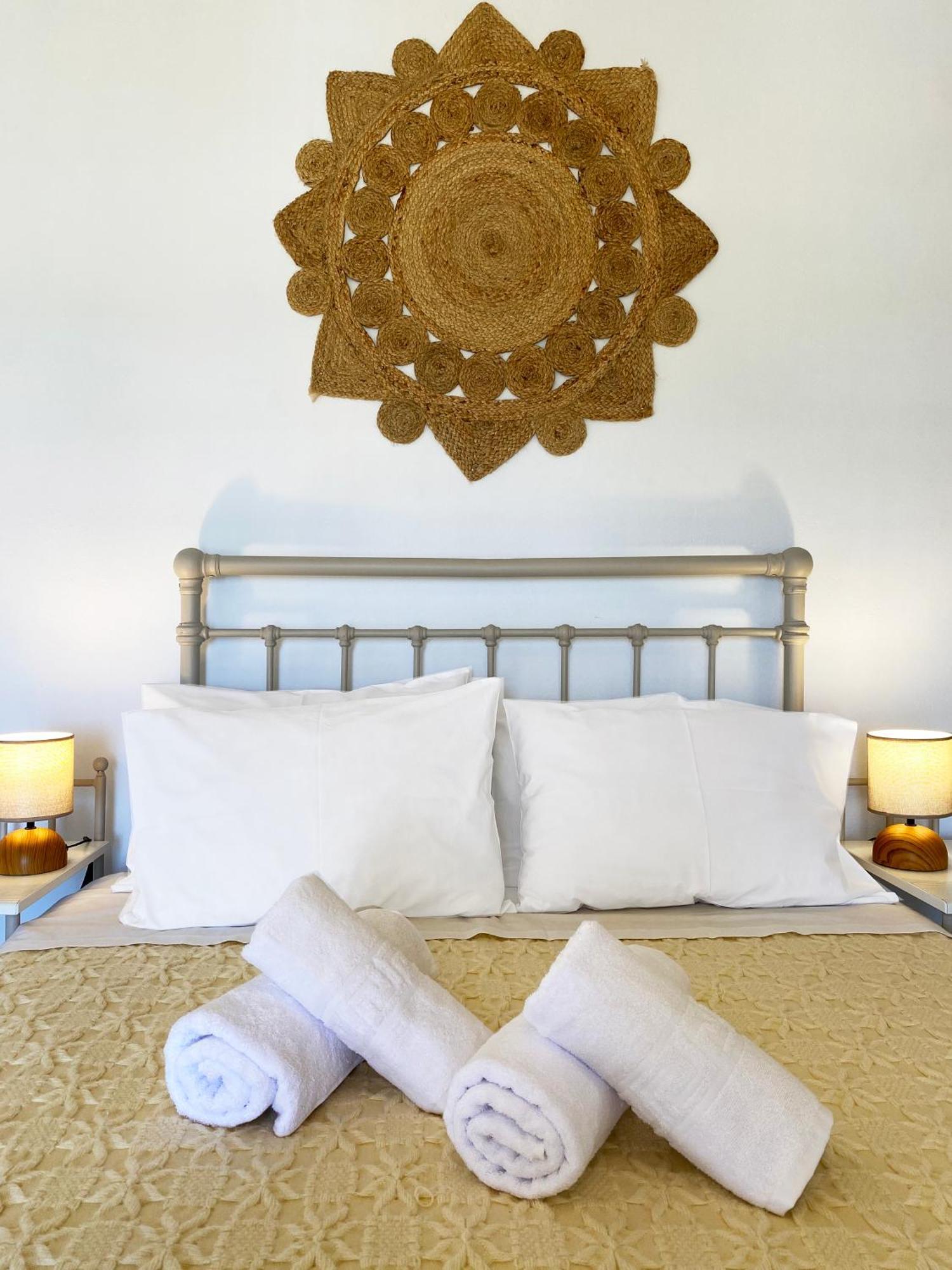 Agnadi Syros Beachfront & Mégas Yialós-Nítes